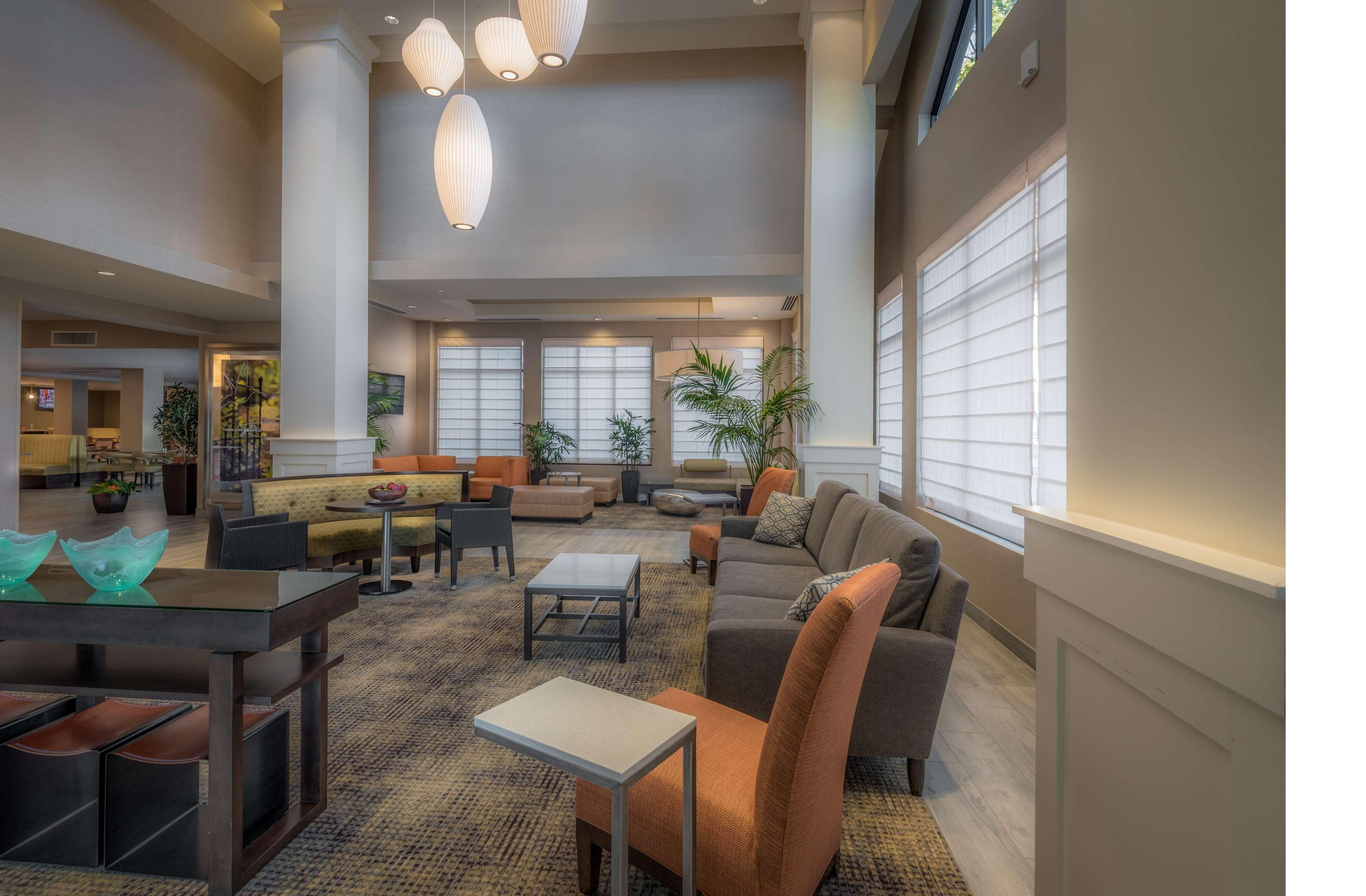 Hilton Garden Inn Reagan National Airport Arlington Exterior photo